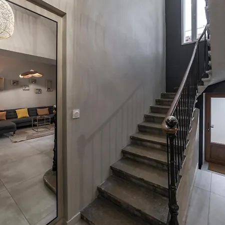 Maison Le Gratte Ciel - Seminaire Ou Famille, Salle De Reunion, 8 Clim, Jardin & Salle De Sport فيلة *
